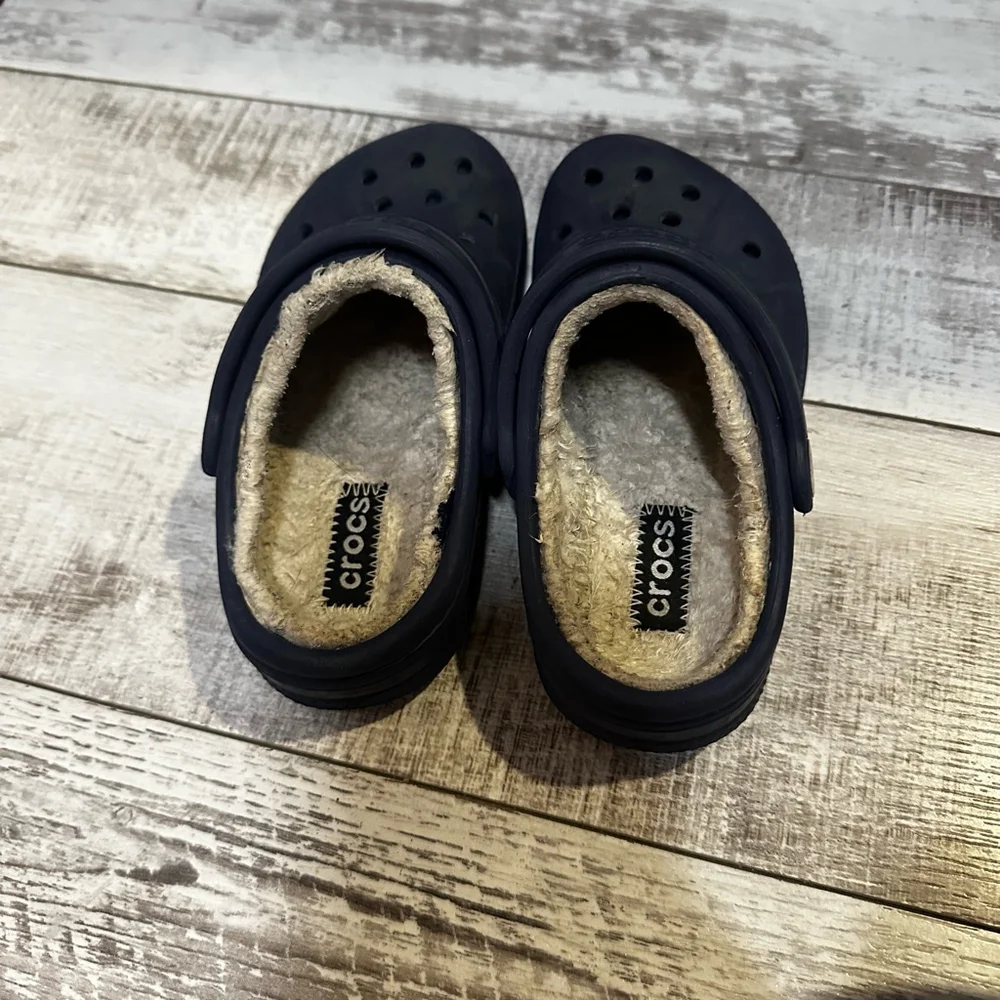 CROCS keep your